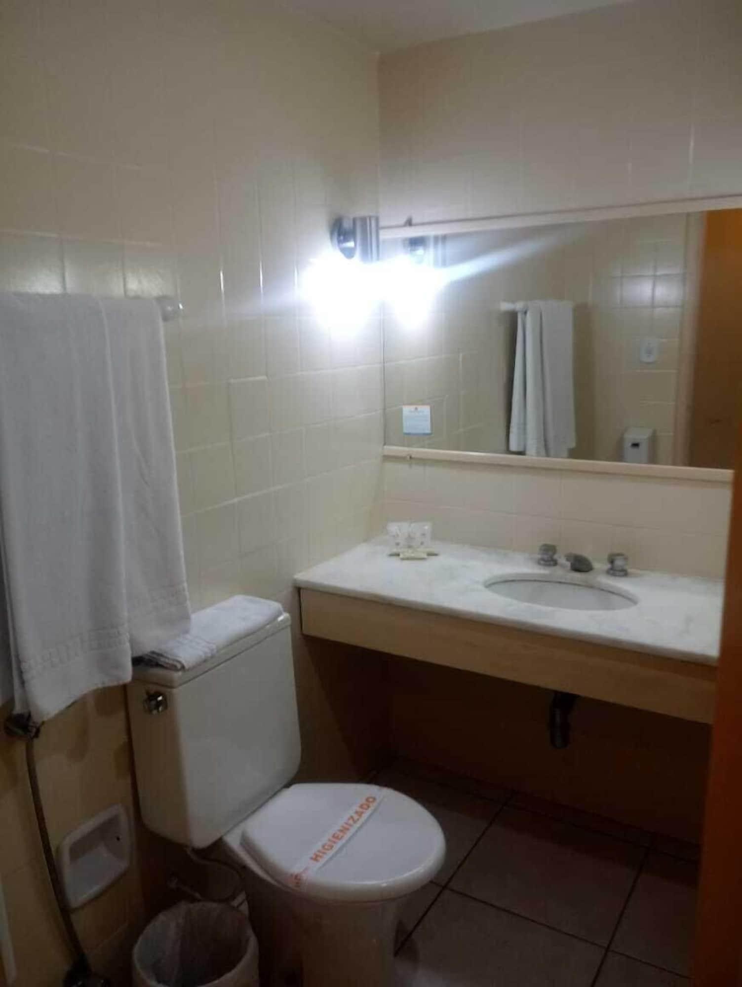 Hotel Harbor Inn Лондрина Экстерьер фото