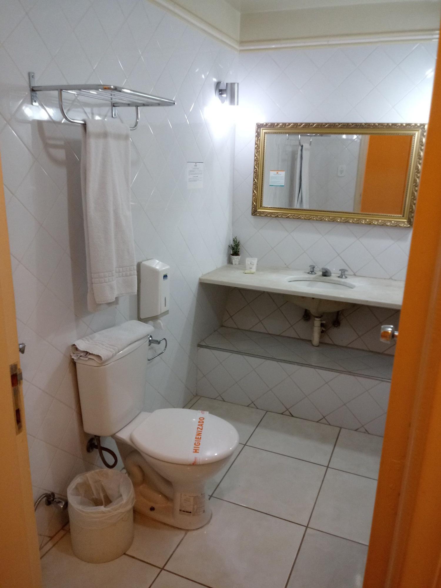 Hotel Harbor Inn Лондрина Экстерьер фото
